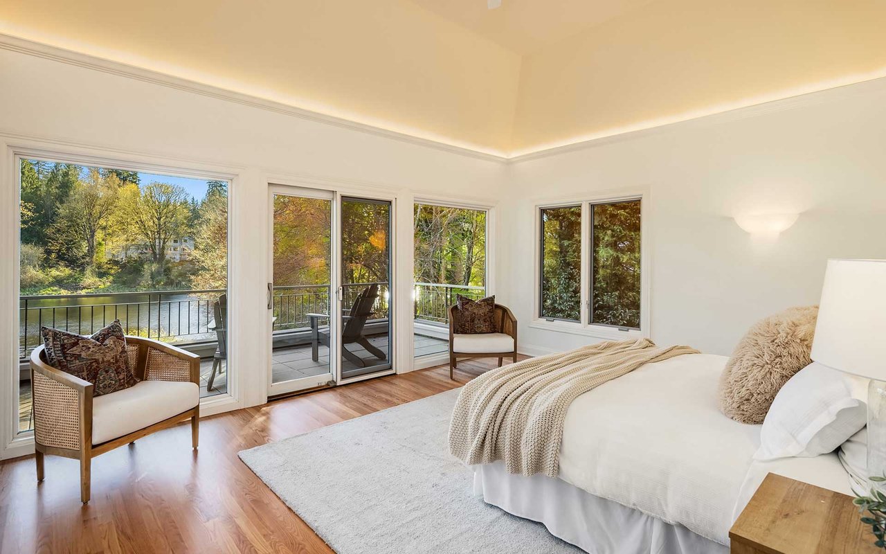 Majesty & Privacy in Lake of the Woods