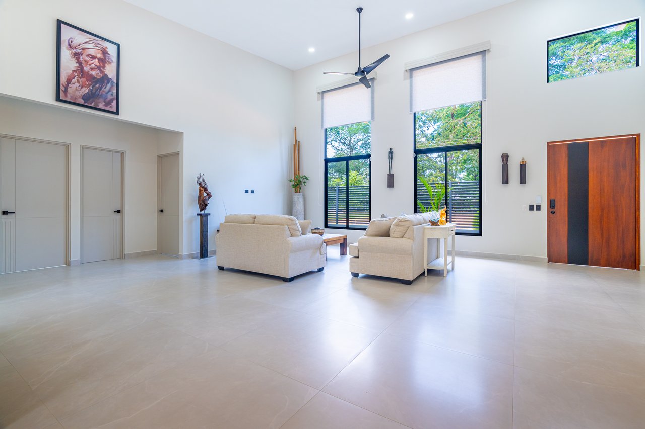 River Bend Estates, 3 Bedroom Masterpiece.