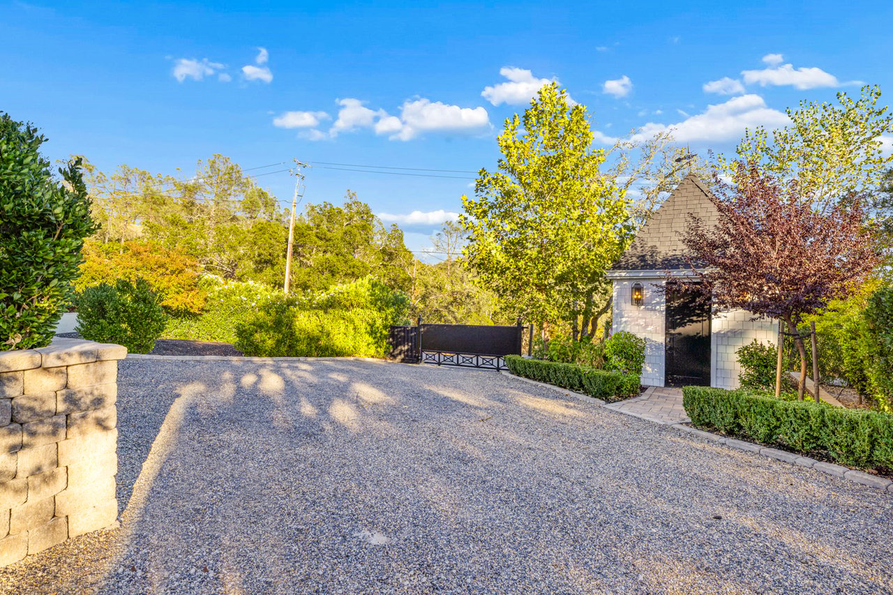 7206 Dry Creek Road