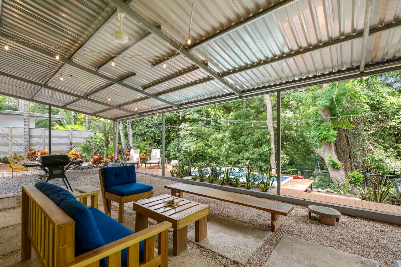 Casa Lemonpaloosa | Very Private Container Home!