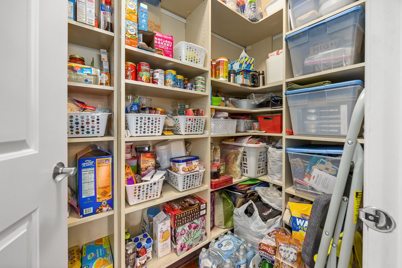 4929 Forest Ave, Unit 2E, Downers Grove