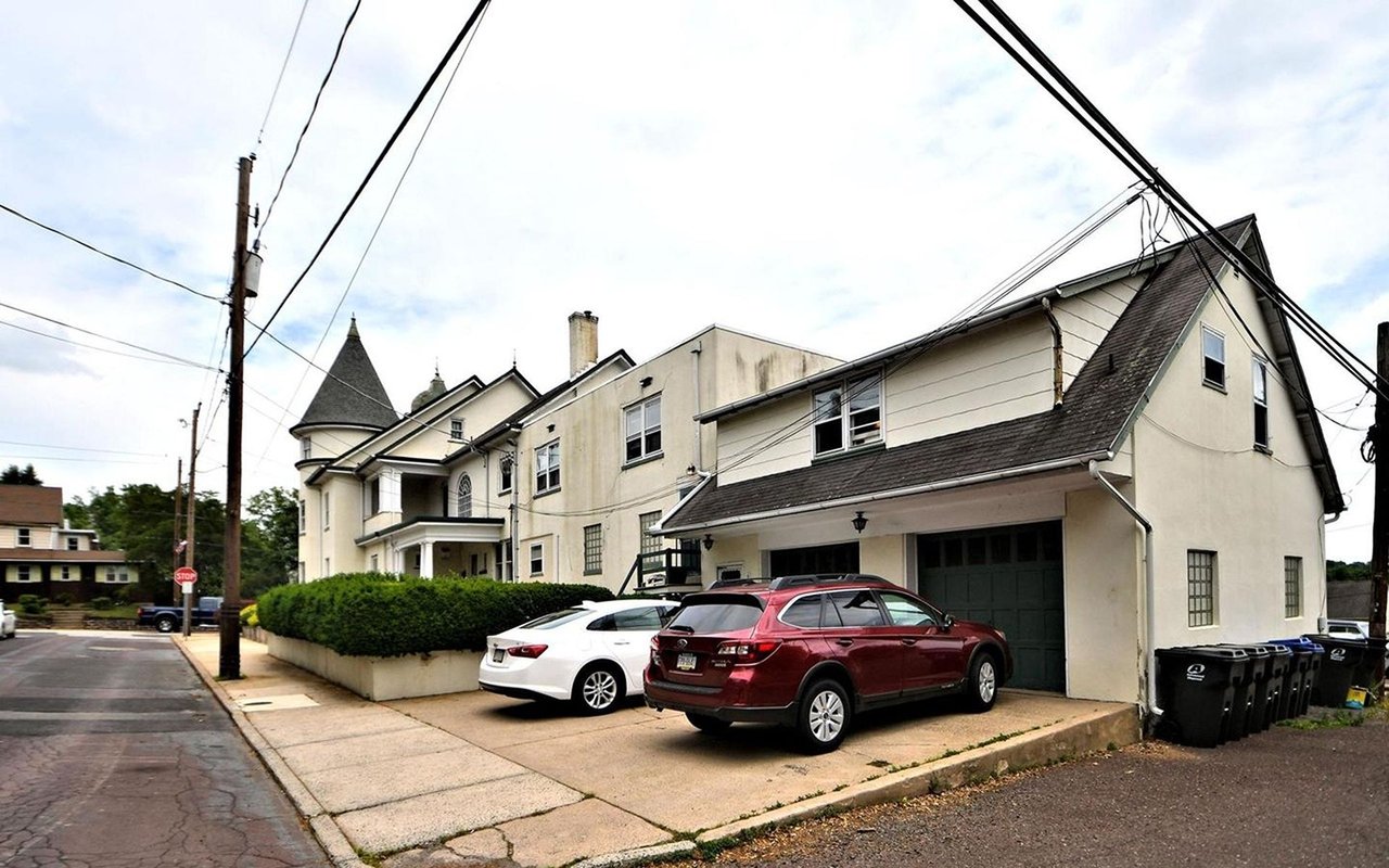 228 N Main Street Unit Garage, Souderton, PA, 18964 is Now New to the Market!