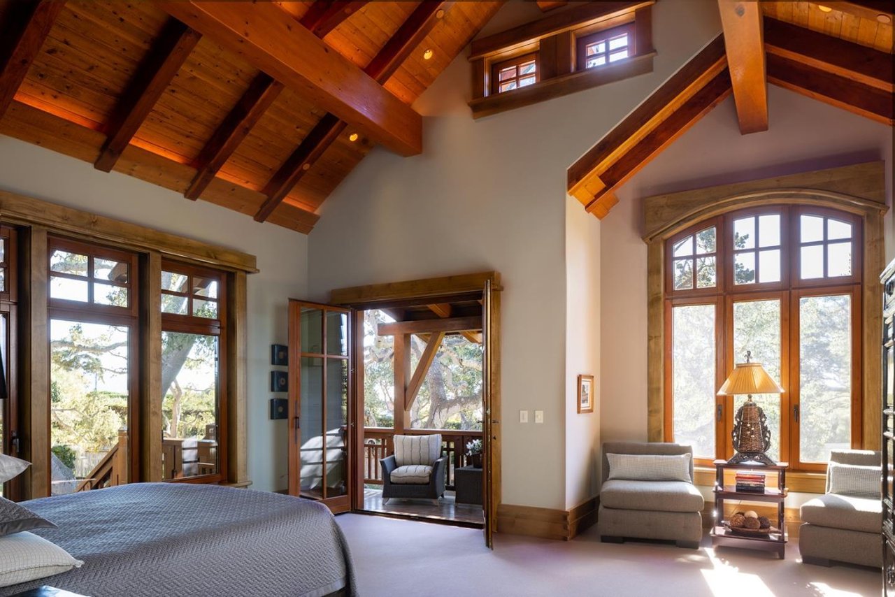 3210 Whitman Lane