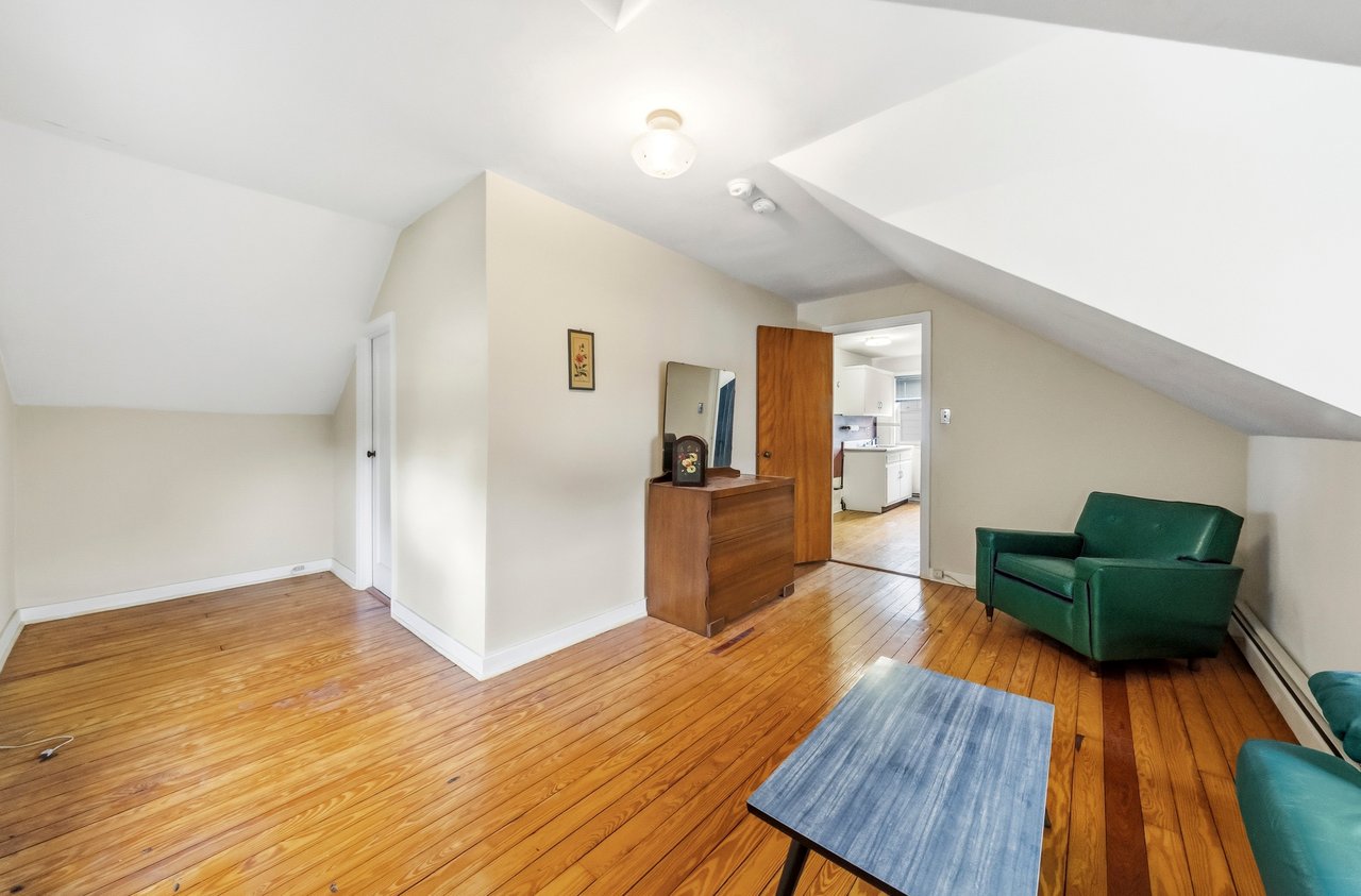 1028 Harvard Place, Fort Lee, NJ 07024