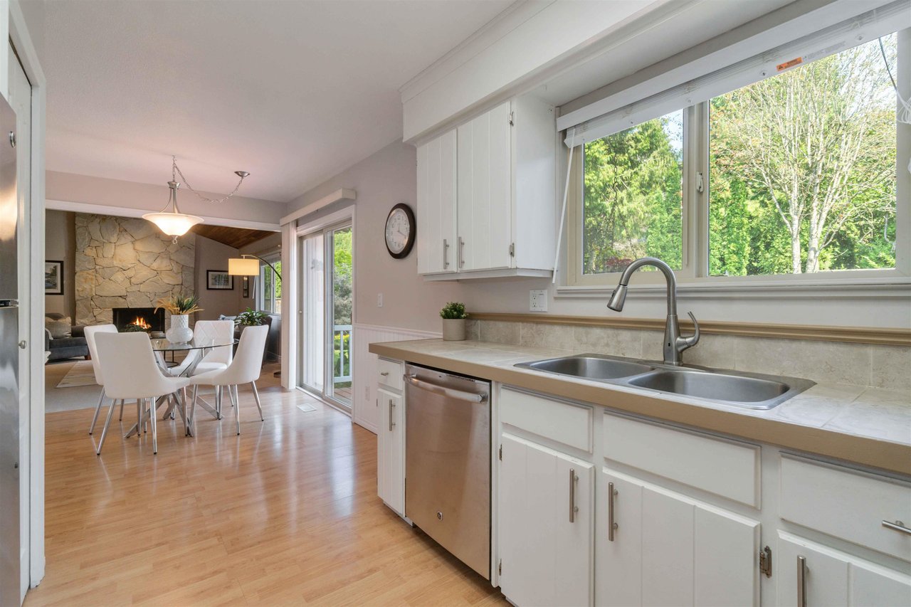 1287 Lansdowne Dr