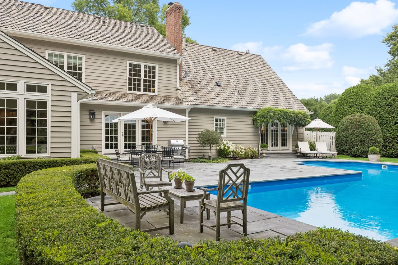 235 Hollander Road, Wayzata