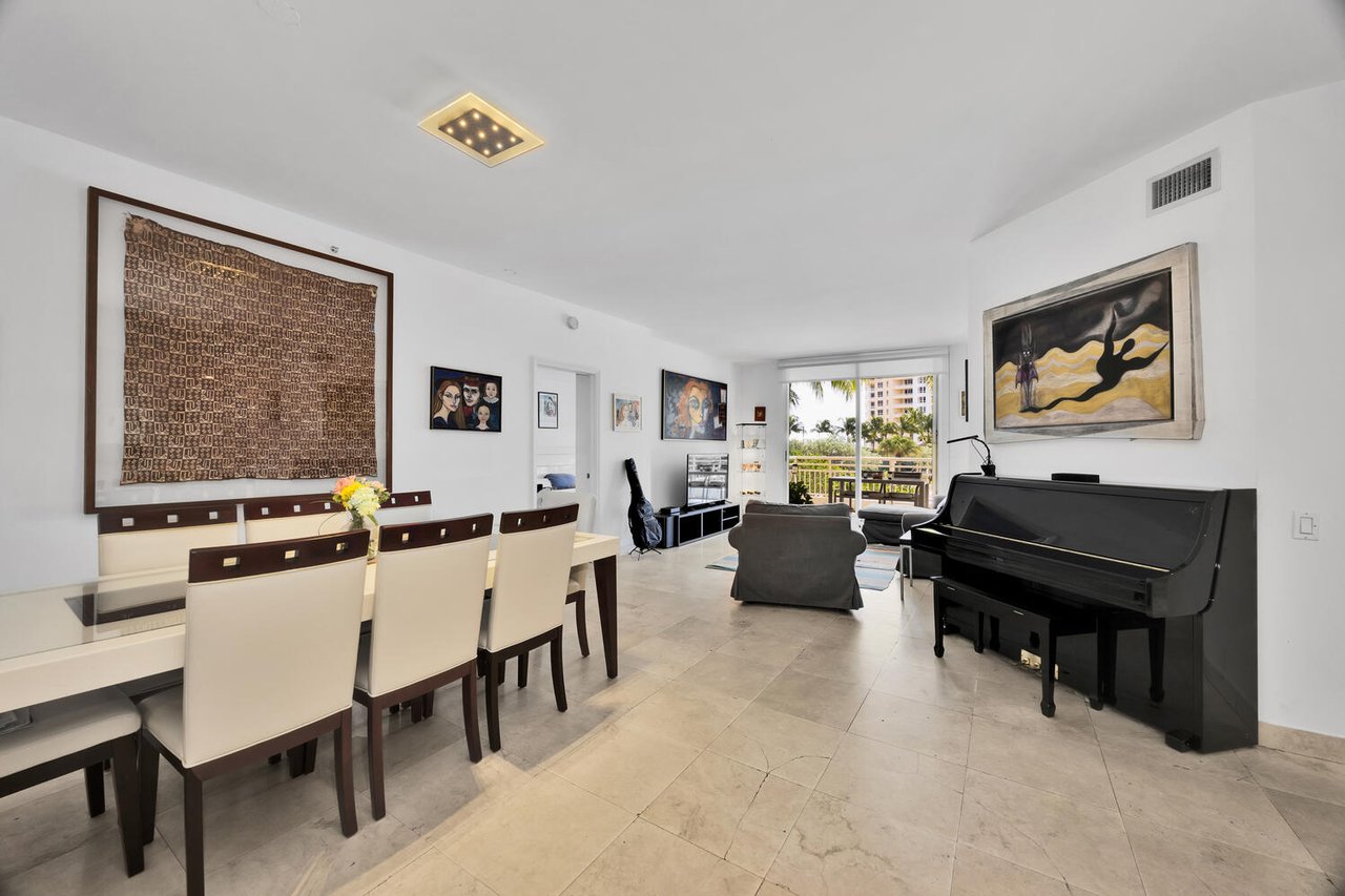 Spacious Rental in Brickell Key