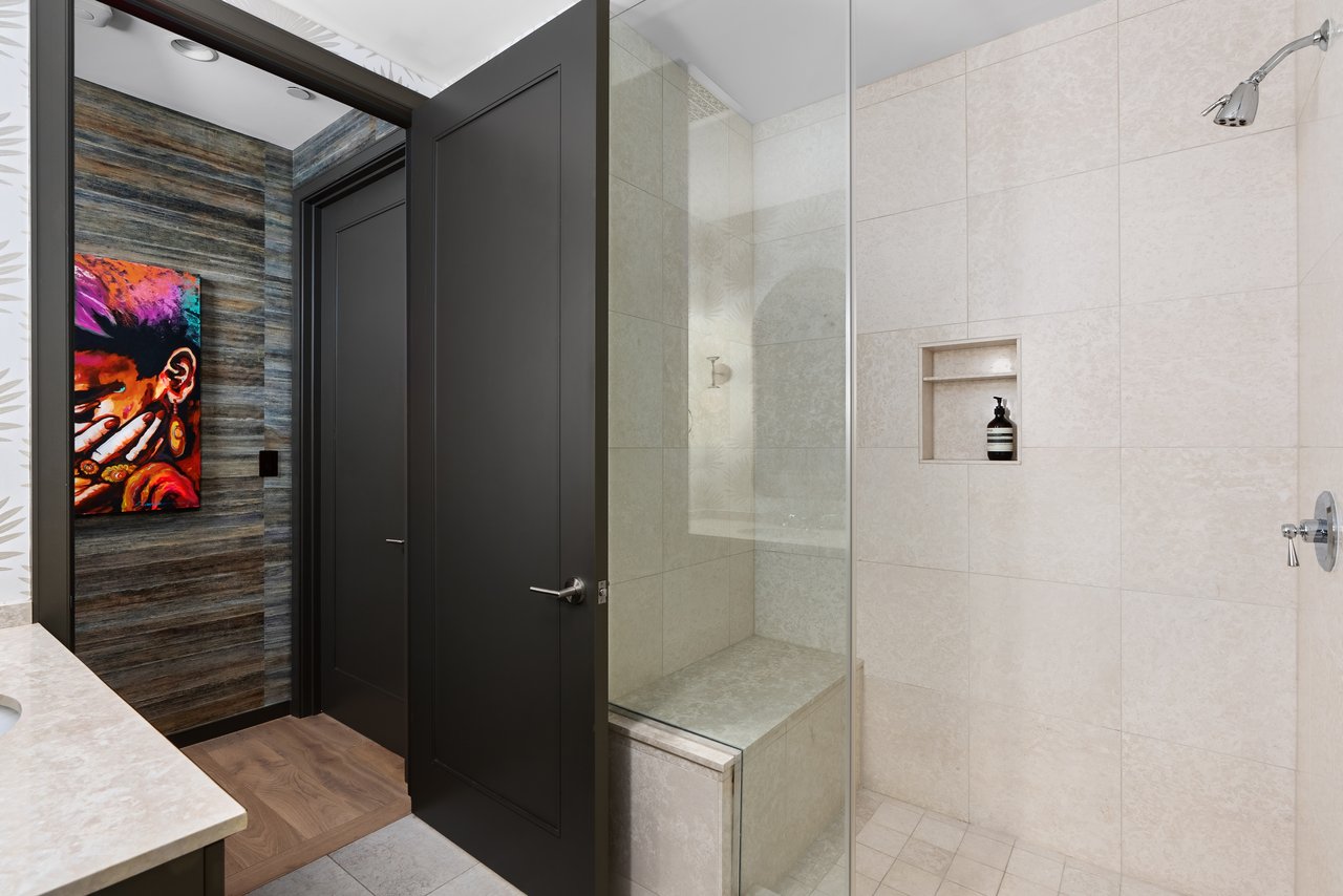 200 Congress Ave, Unit 21D