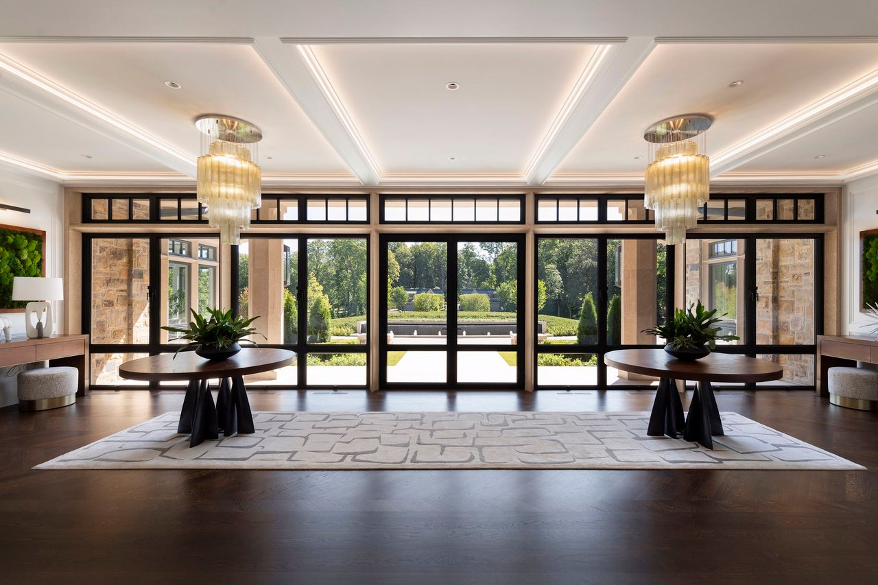 2770 Gale Road, Wayzata