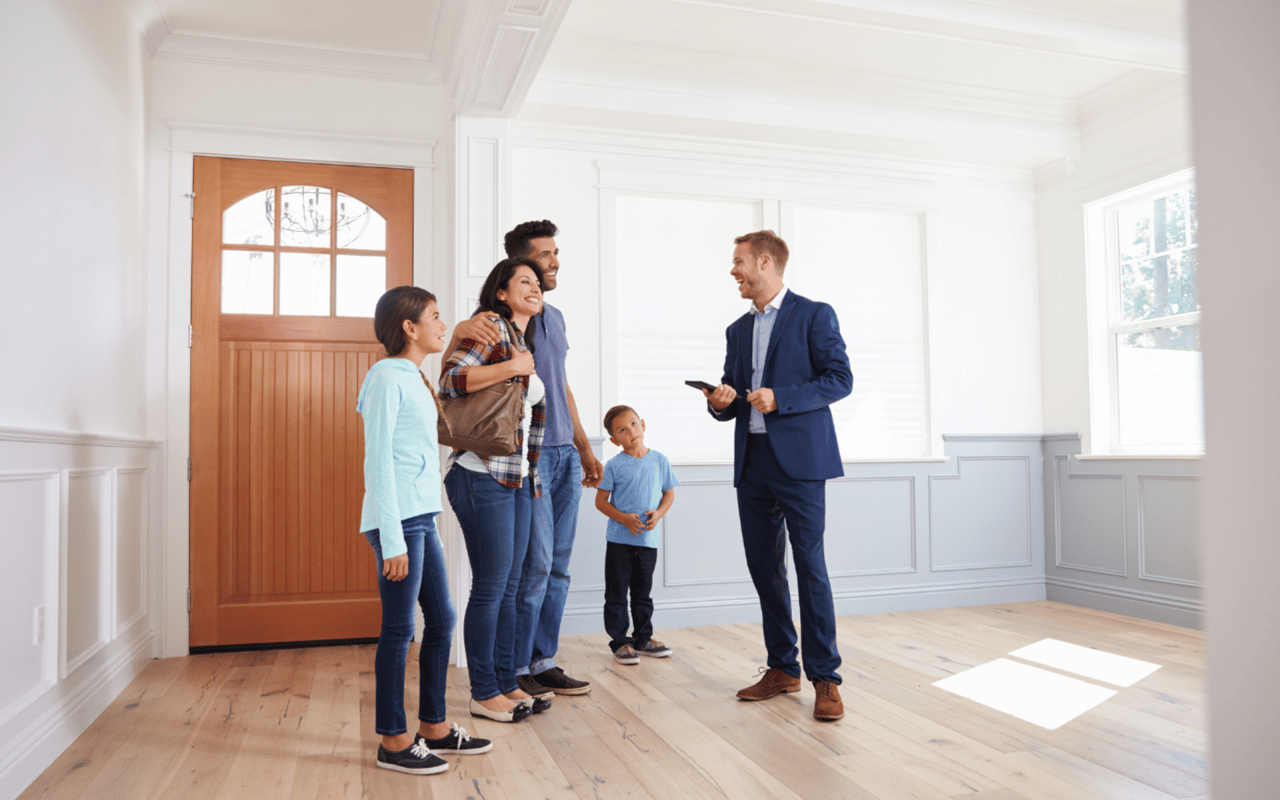 Winter Home Selling Tips From the Pros