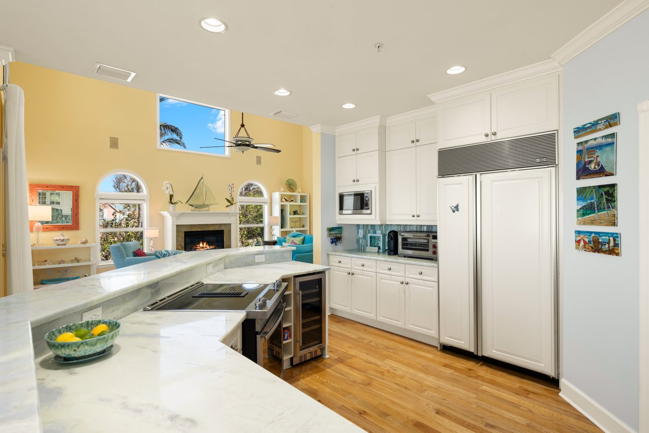 15899 Captiva DR