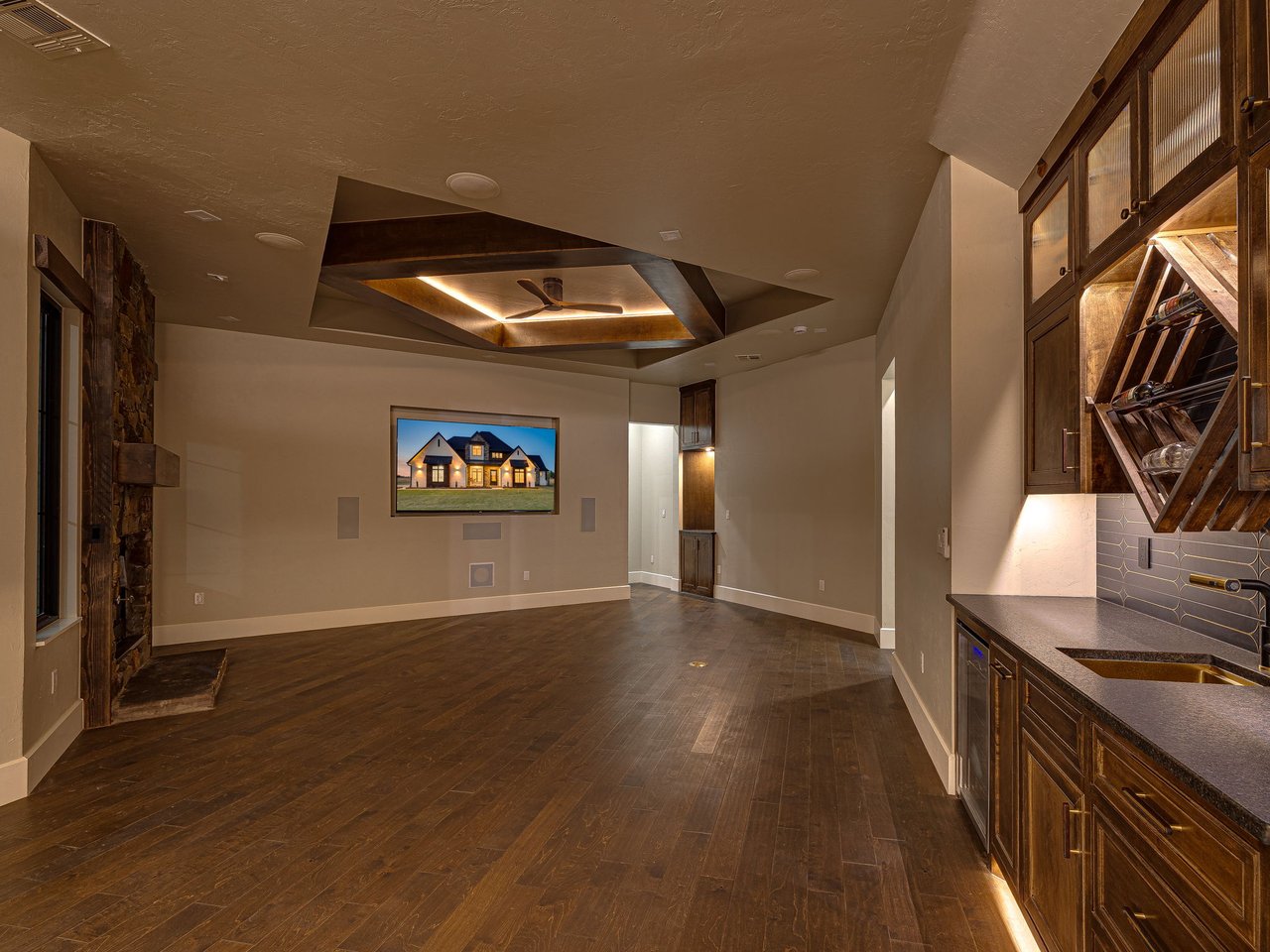 The Diamond Lodge in Mustang, Oklahoma: A Modern Mountain Masterpiece on Cimarron - Wyatt Poindexter - The Agency Oklahoma