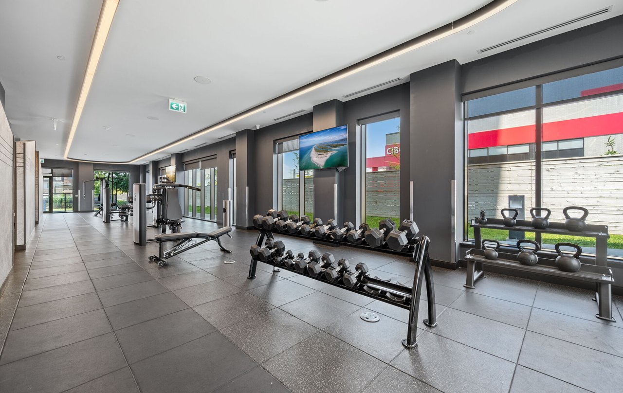 2550 Simcoe Street N 219