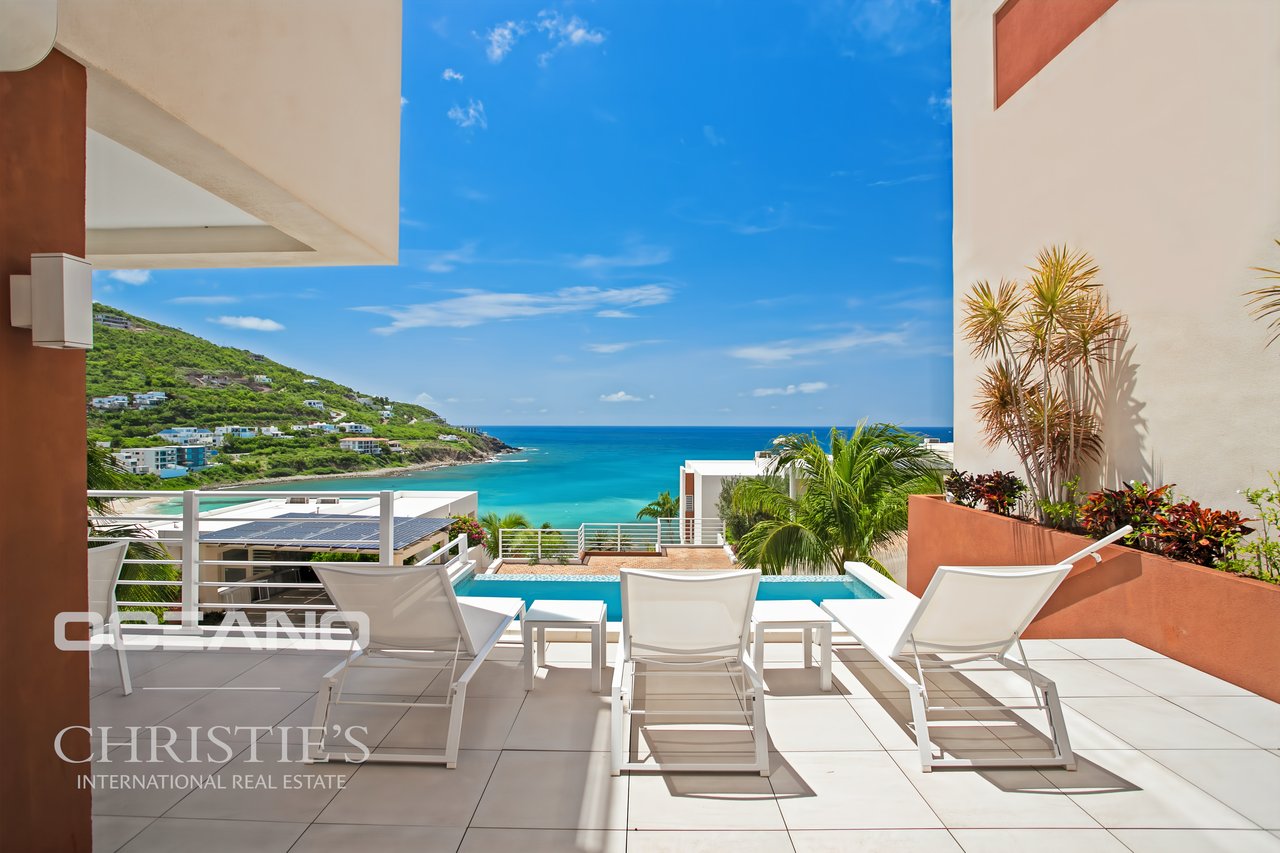 INDIGO BAY - ROOFTOP VILLA WITH OCEAN VIEW