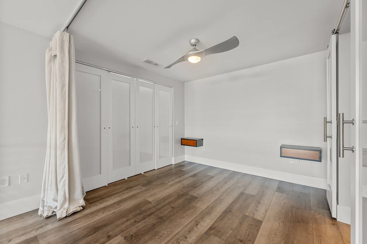 1818 L St #807