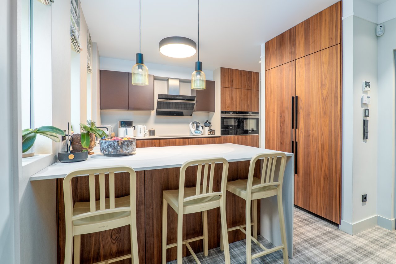 Exceptional Fully Renovated 2+1 Bedroom Apartment in Boavista, Porto