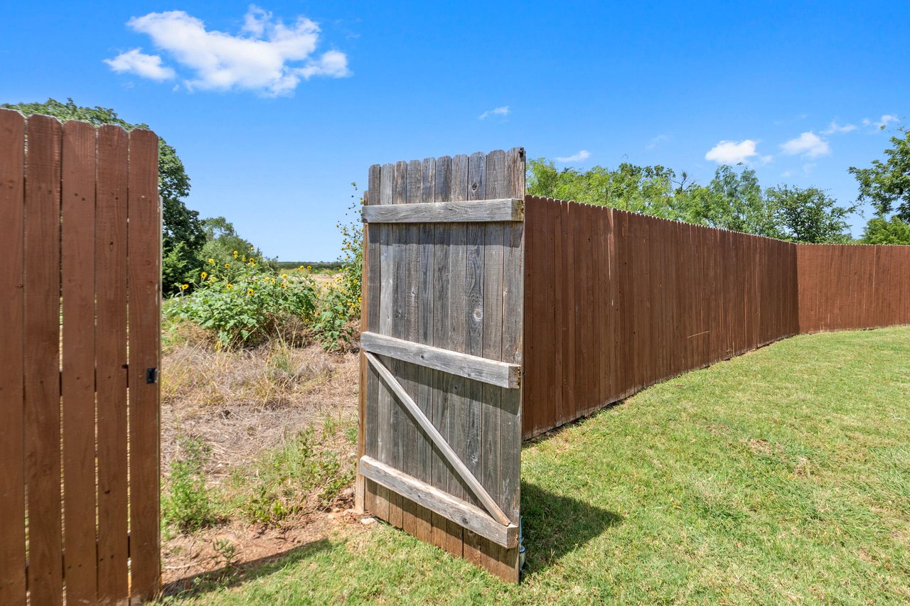 2529 Choctaw Pl. Leander, TX 78641