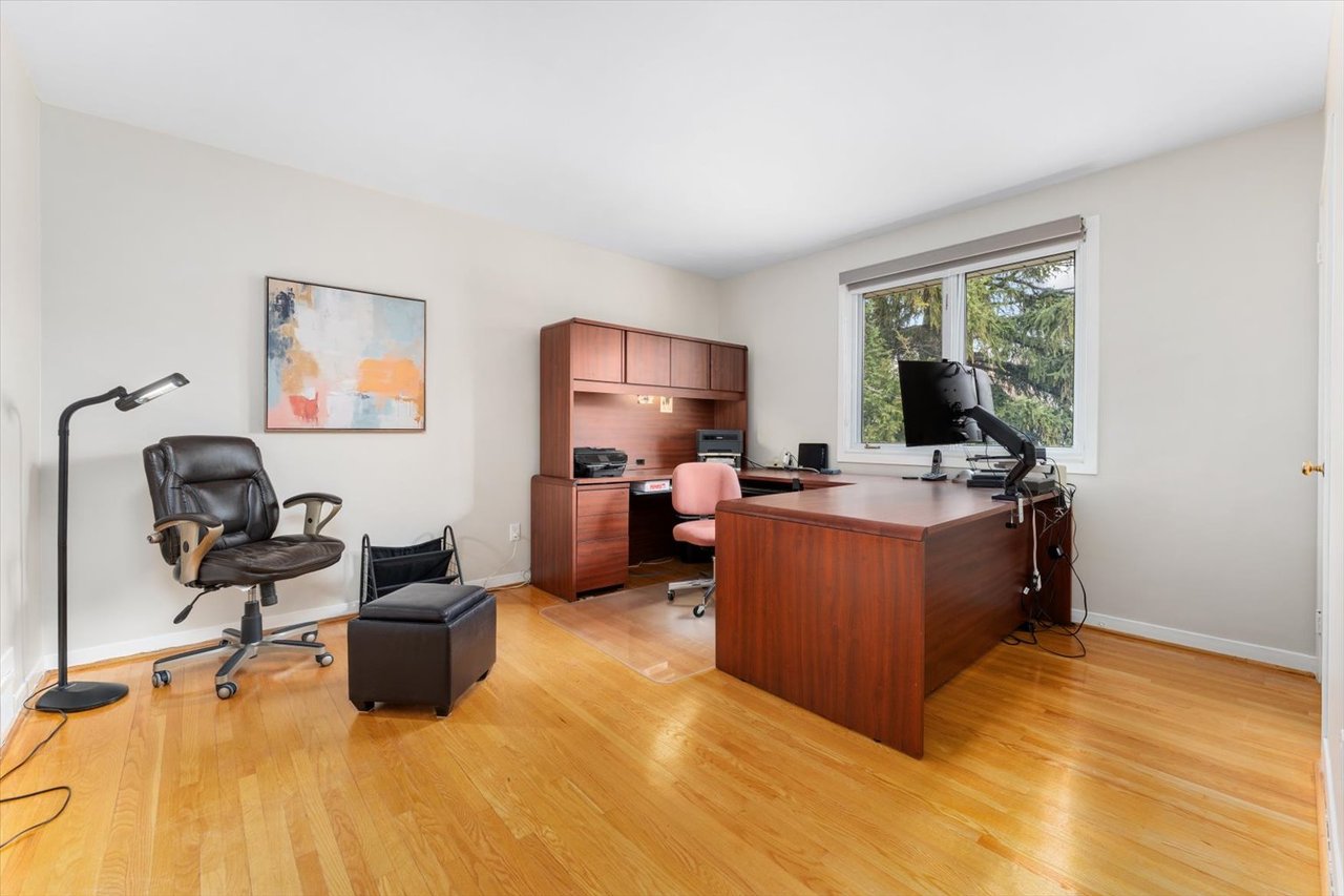 1443 Birchwood Dr
