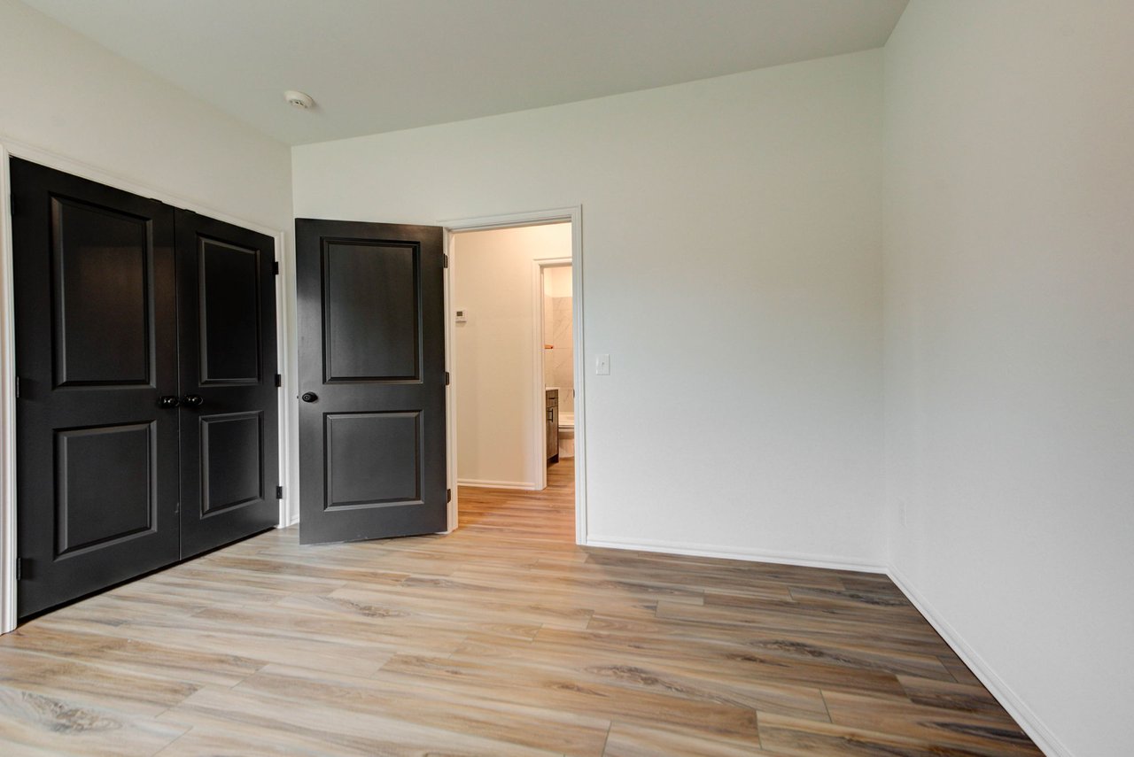 416 N Canyon Terrace