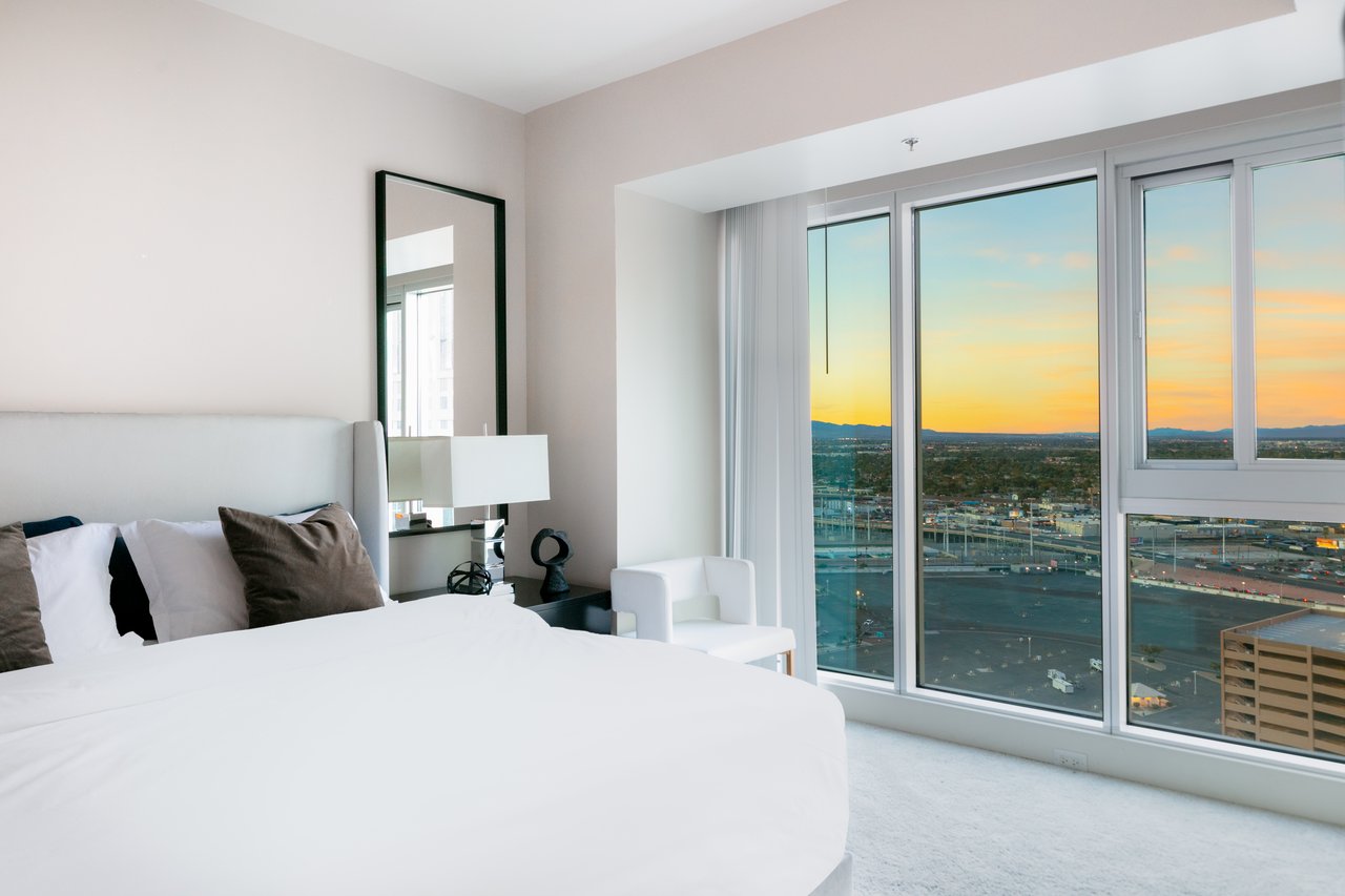 2700 Las Vegas Boulevard 2303