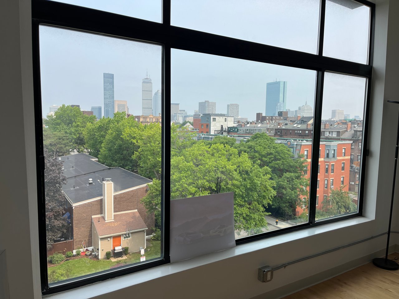 Northampton Street - One bed one back with laundry, roof deck, elevator and Parking! 