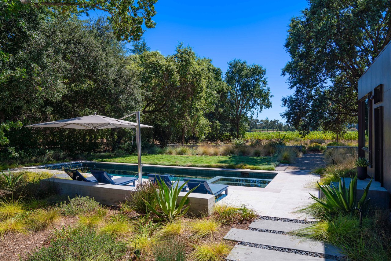 Hedgeside Ave, Napa