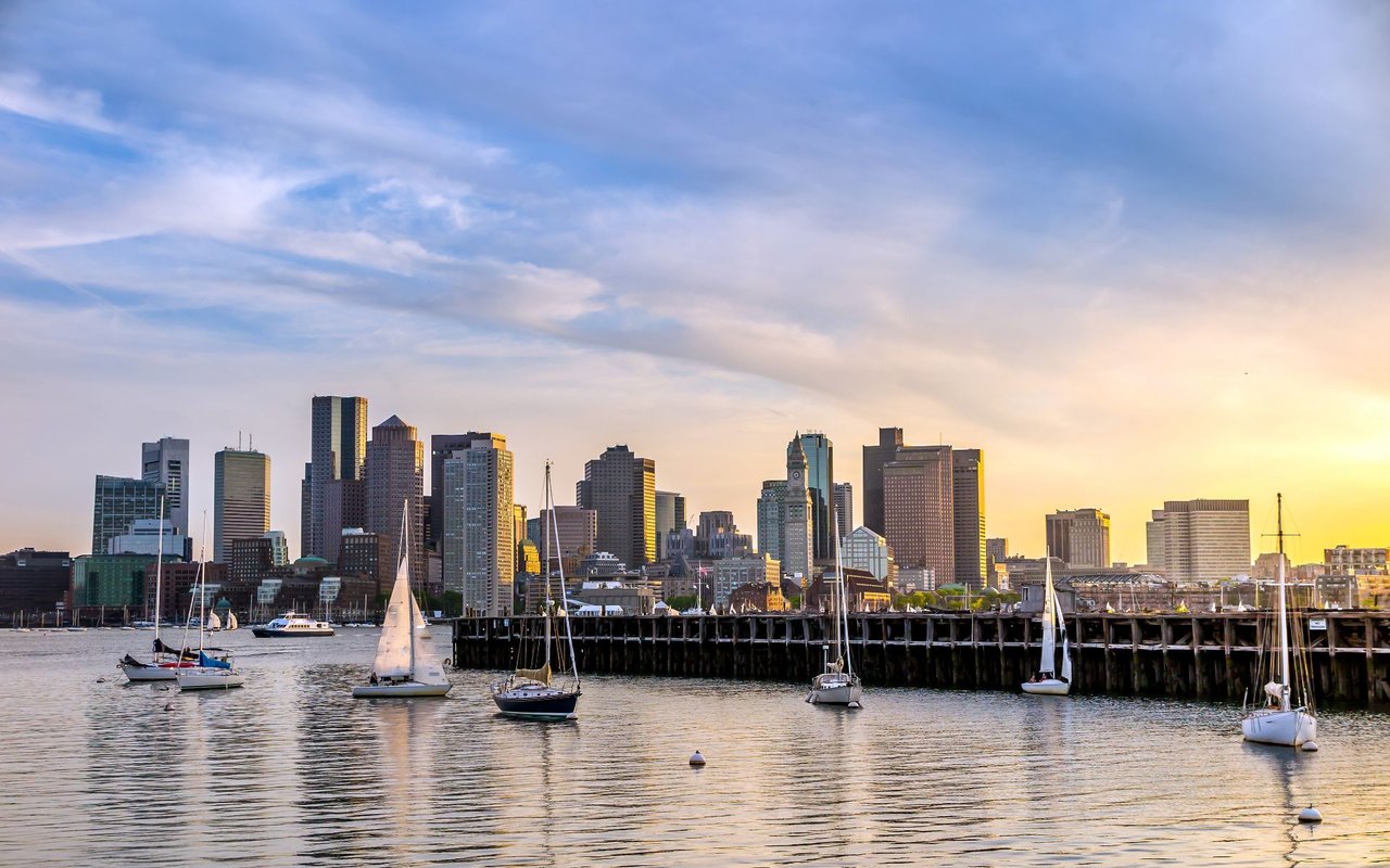 EAST BOSTON NEIGHBORHOOD GUIDE