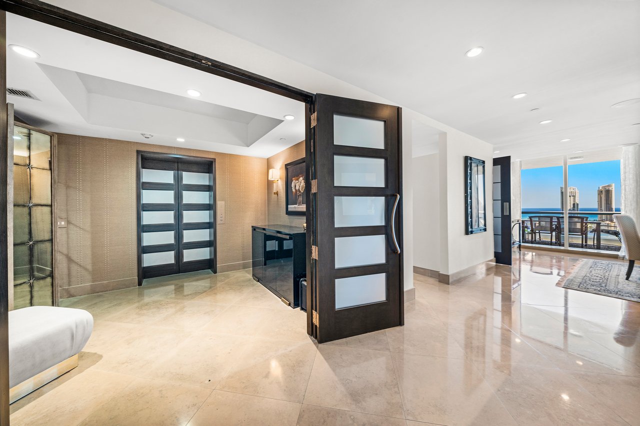 6000 Island Blvd # 2604