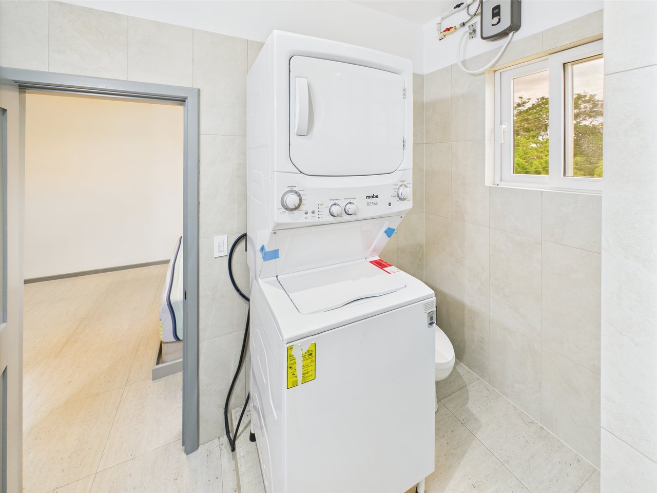 Condo 306, Diamond Apartments