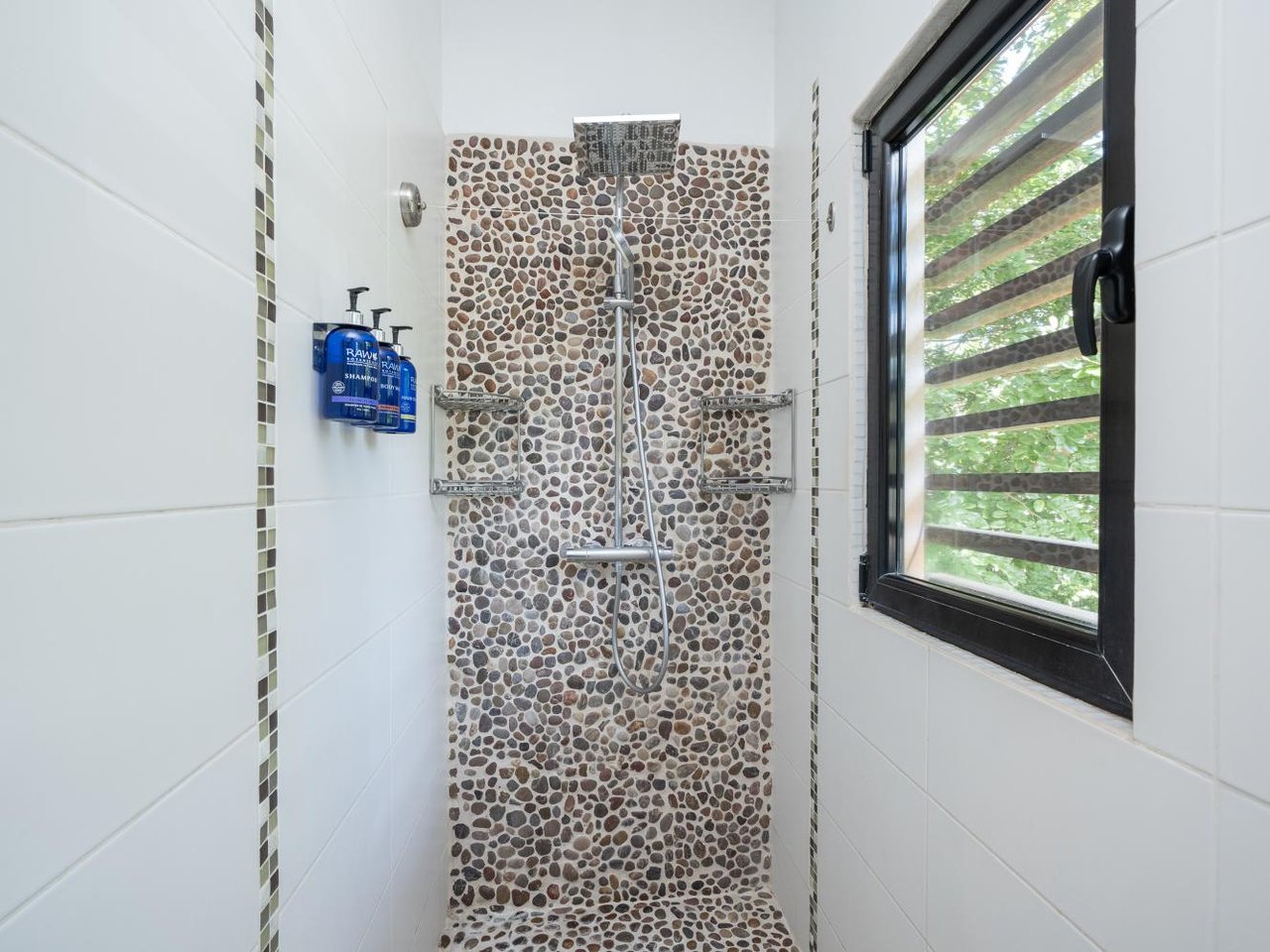 Casa Bosque | Modern 3-Bedroom Villa with Pool in Pacific Residences, Near Tamarindo