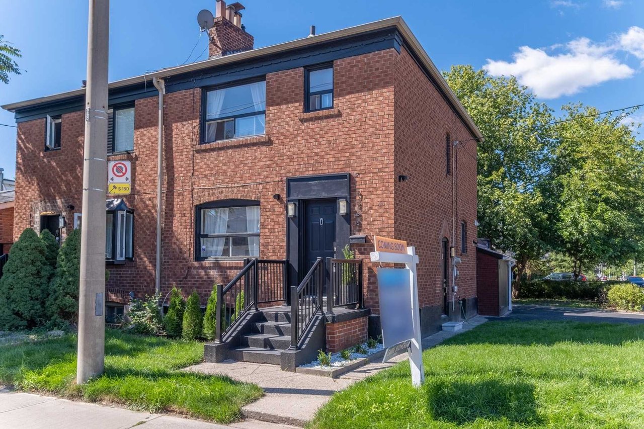 1144 Woodbine Ave
