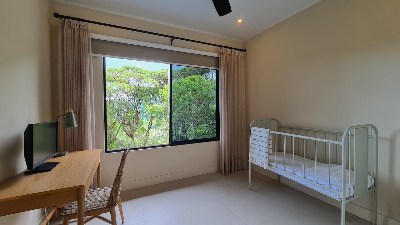 4 Bedroom luxury ocean view home in a Gated Cummunity