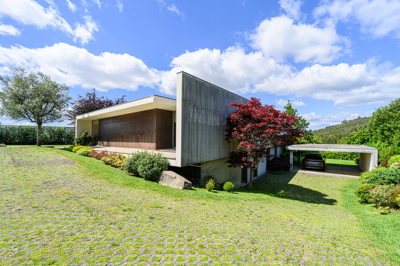 Luxury Two-Story Home in Braga