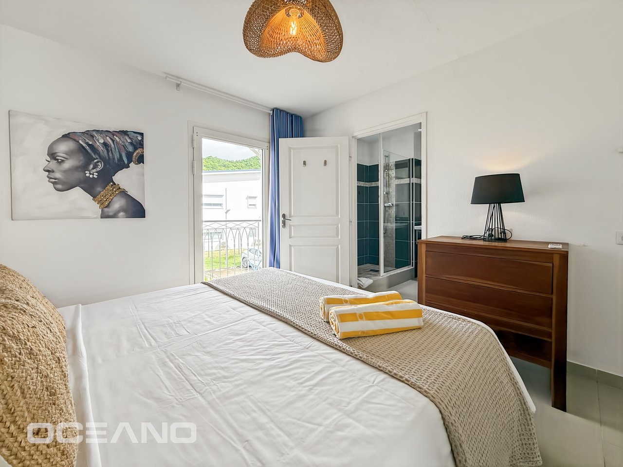 T2 VUE LAGON RESIDENCE MANDEVILIA