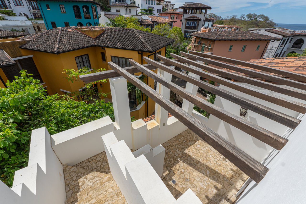 36 Plaza Carlota | Elegant Rooftop Flat with Ocean & Mountain Views in Downtown Las Catalinas
