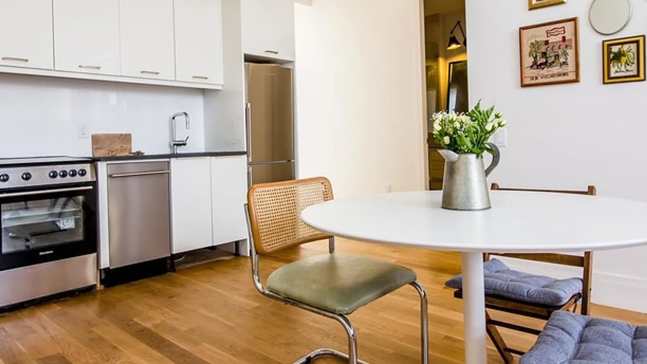 17 Monitor Street 4I