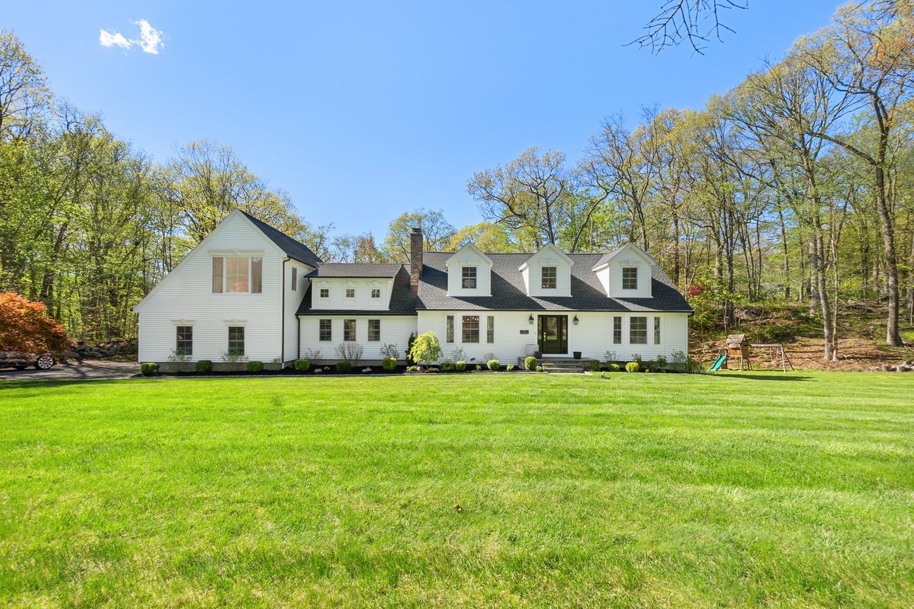 Ridgefield CT Real Estate: The Sale of 9 Maplewood Road