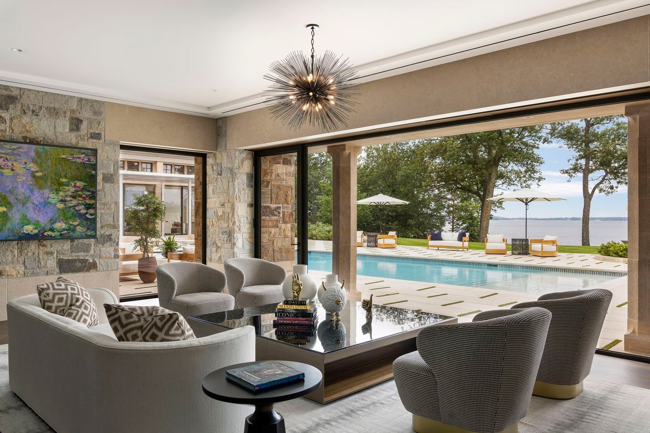 2770 Gale Road, Wayzata
