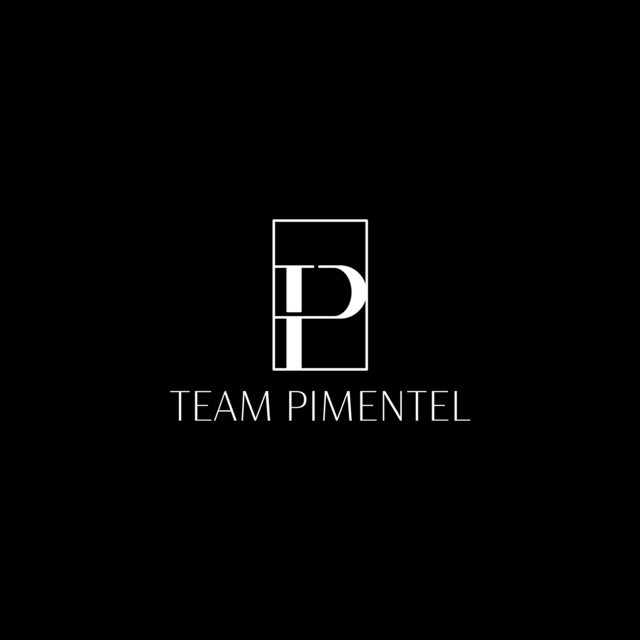 Team Pimentel Libertyville, IL Real Estate Agent Headshot