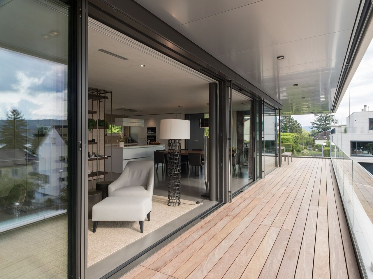 Luxury Living at Lake Zurich in Switzerland