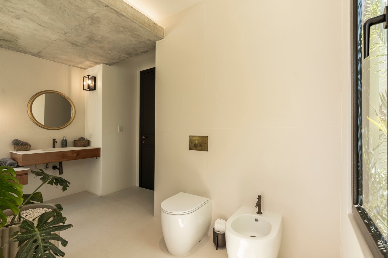 Villa Solana: Modern Luxury Steps from Playa Mansita in Hacienda Pinilla