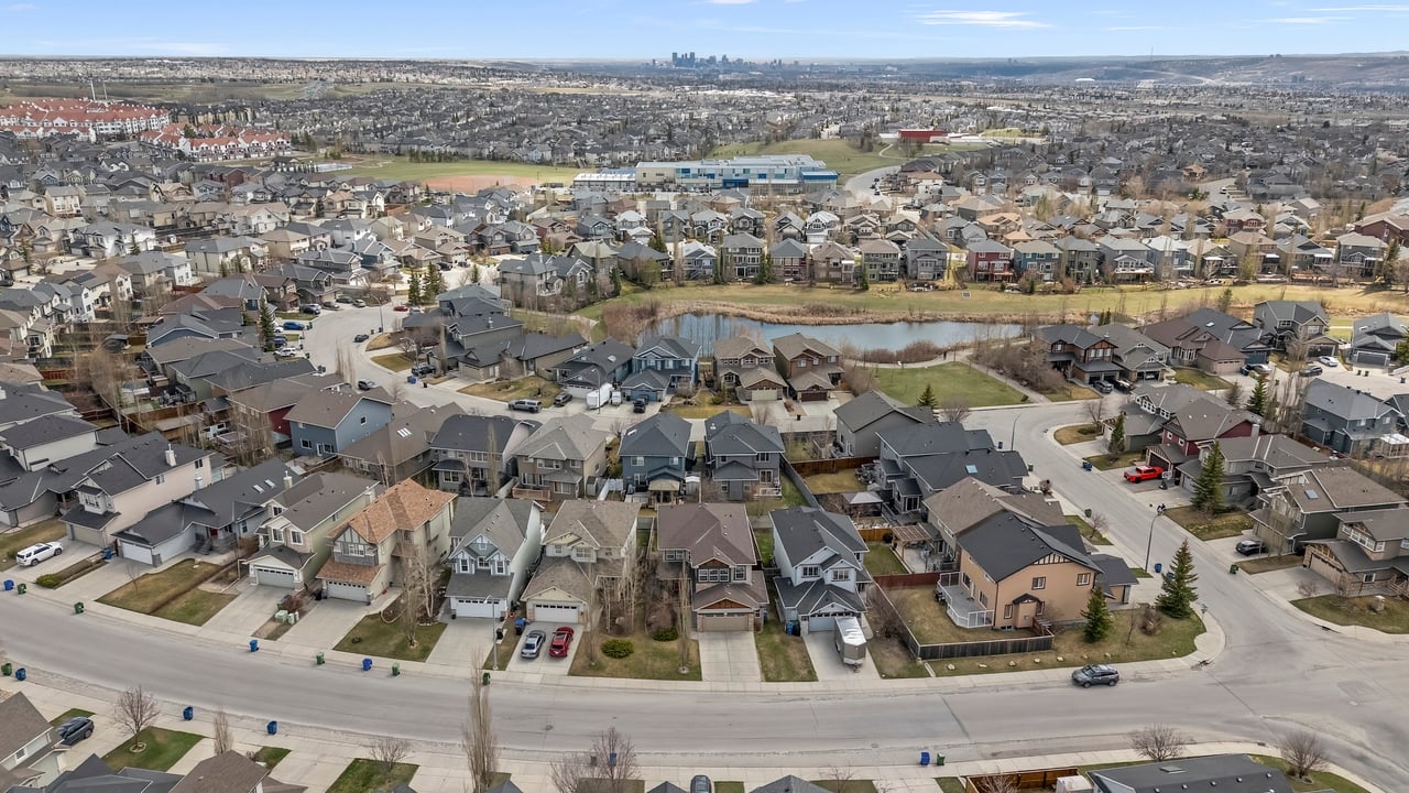 311 Royal Oak Circle NW