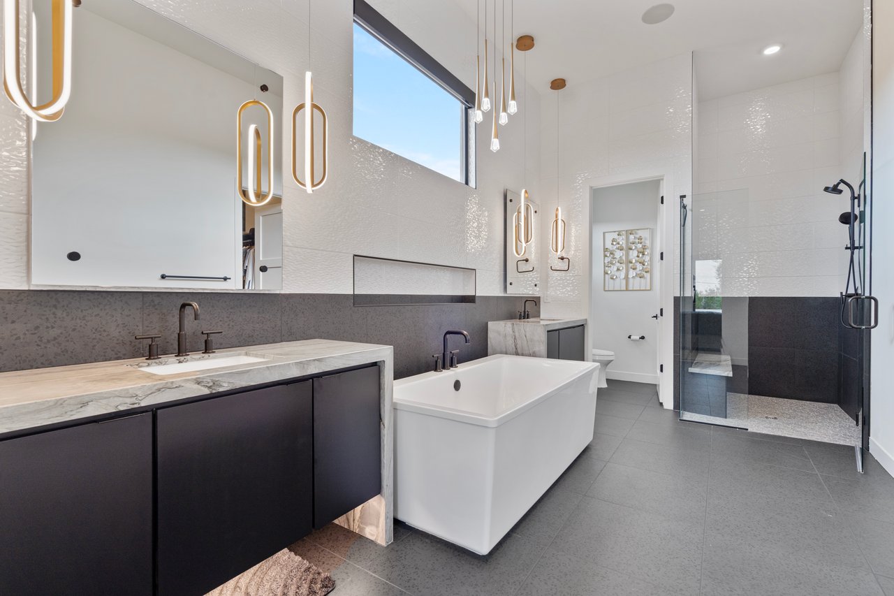 17237 E DESERT VISTA Trail