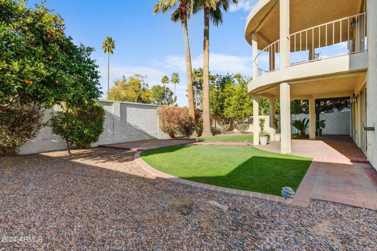 8462 E SAN BERNARDO Drive