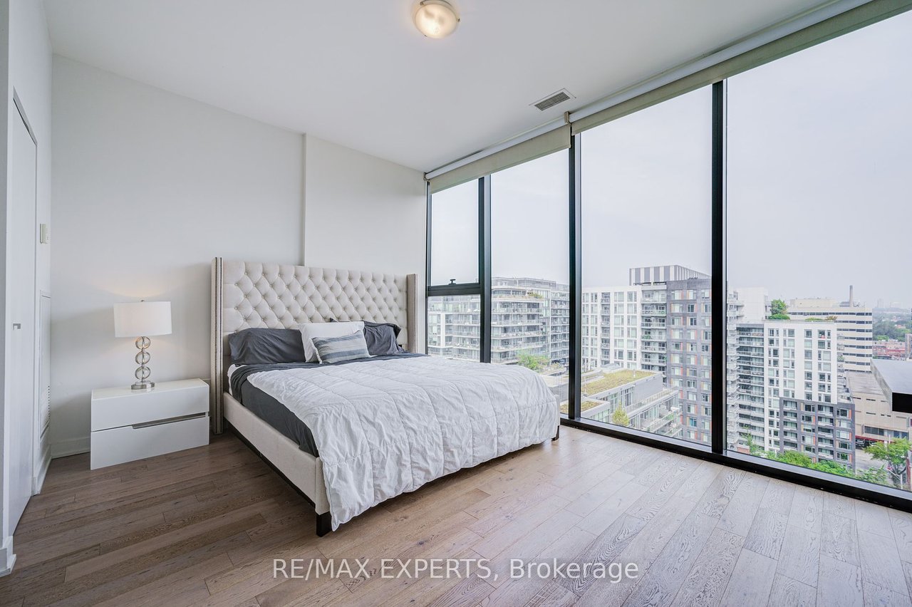 THOMPSON RESIDENCES