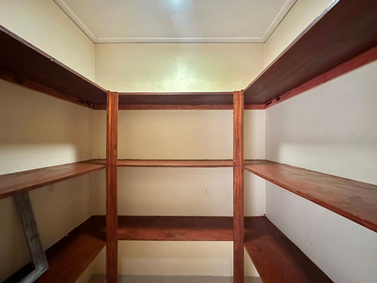 1125 Havers Estate 3 Bedroom Apartment