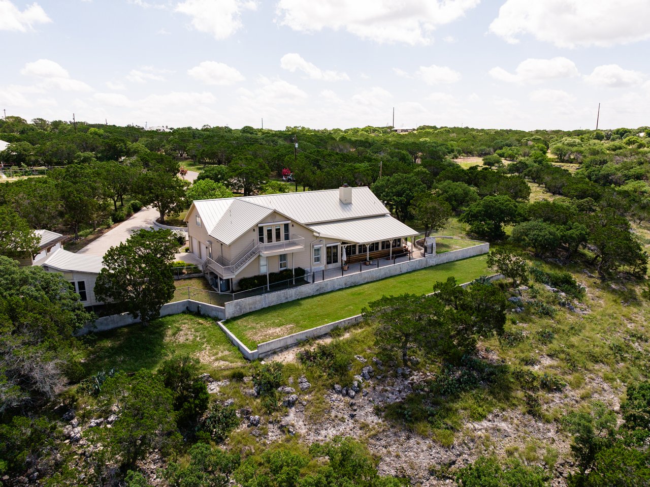 125 Deer Haven