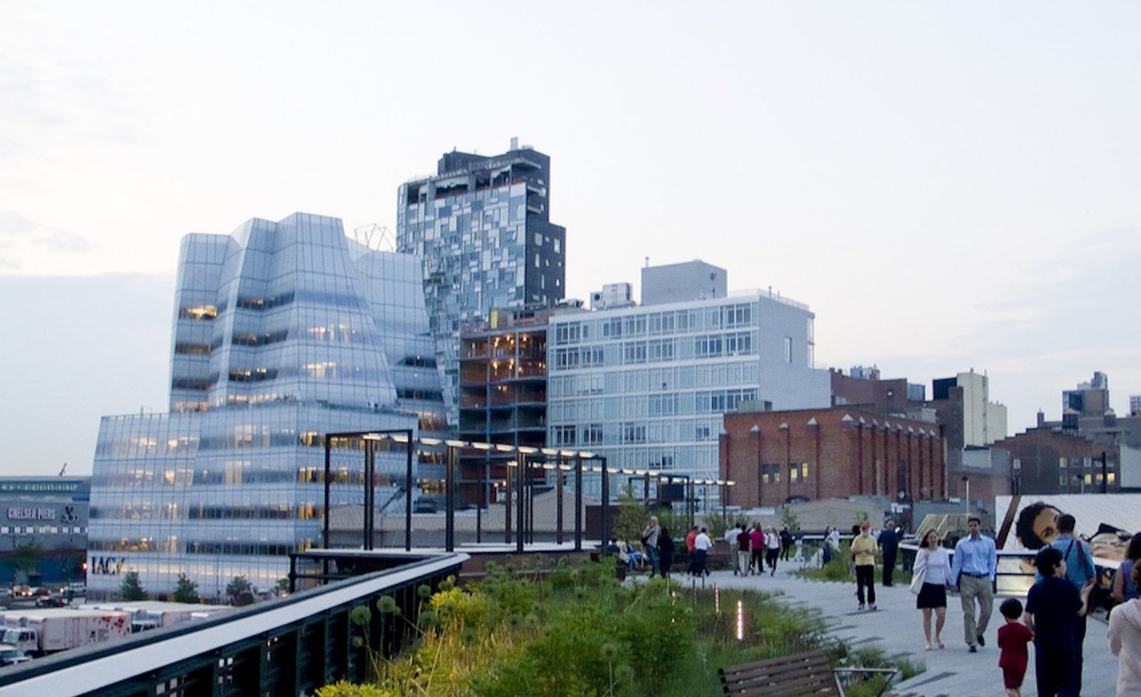 Redefining the Skyline Along the High Line
