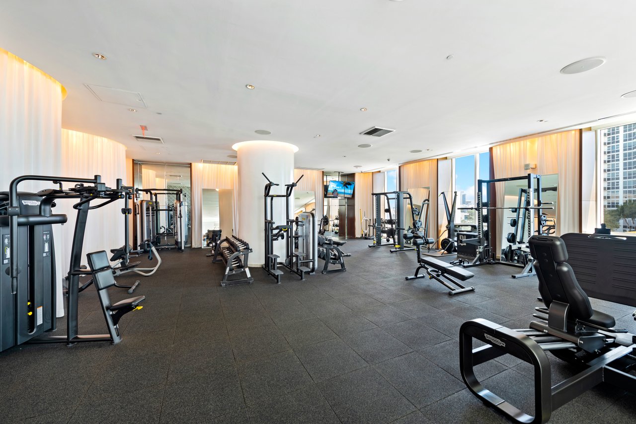 Icon South Beach Unit 906 | South Of Fifth