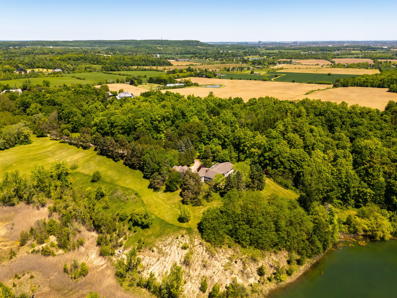 2360 8 Side Road, Burlington